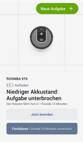 Geht der Akkustand zu neige, unterbricht das Gerät eine noch laufende Aufgabe und fährt in seine Ladestation. Sobald es wieder genügend Energie hat, wird die Reinigung fortgesetzt.